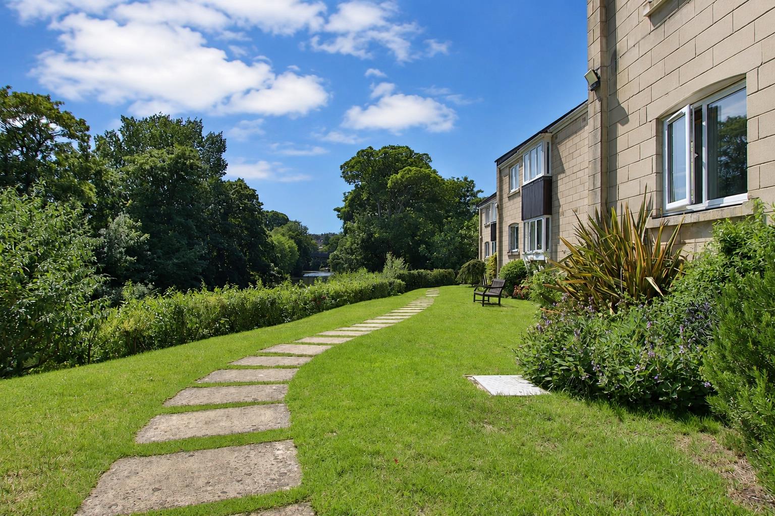 Bedford Court, Bath, BA1